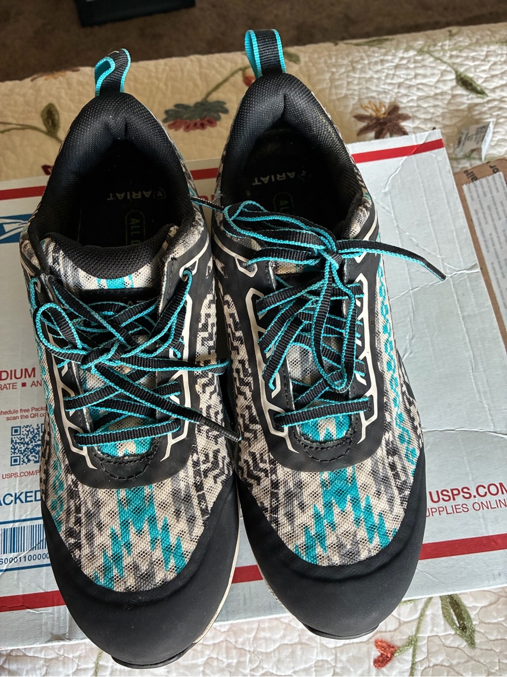 Ariat Outpace CT Size 10B Work Shoes Turquoise Aztec Composite Toe Safe
